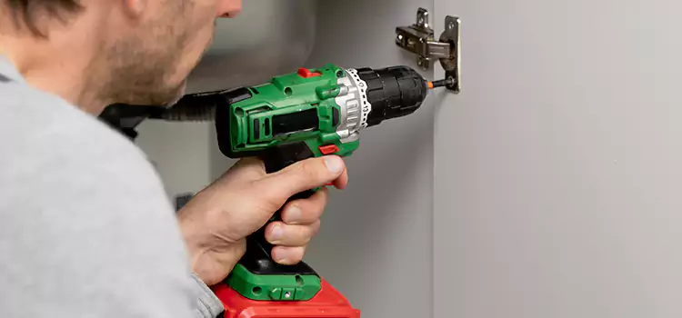 Commercial Door Hinge Repair New City